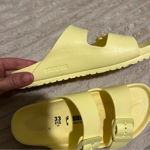 Birkenstock Arizona essential big kid Yellow Sandals - Picture 3 of 9
